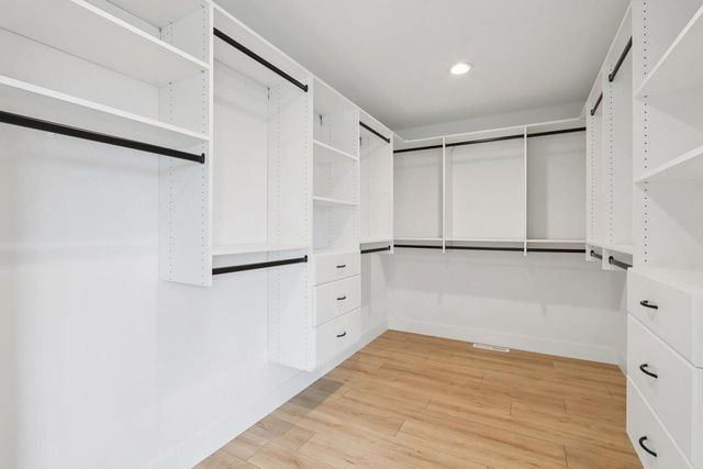 1200 Winn Drive, Waunakee, WI 53597