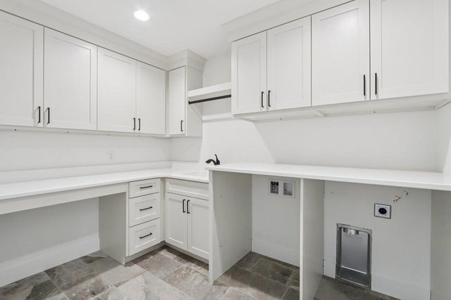 1200 Winn Drive, Waunakee, WI 53597