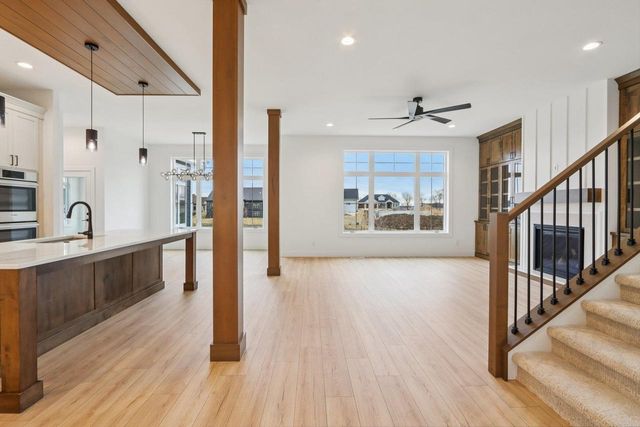 1200 Winn Drive, Waunakee, WI 53597