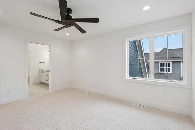 1200 Winn Drive, Waunakee, WI 53597