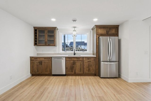 1200 Winn Drive, Waunakee, WI 53597