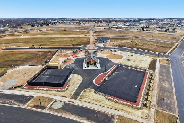 1200 Winn Drive, Waunakee, WI 53597