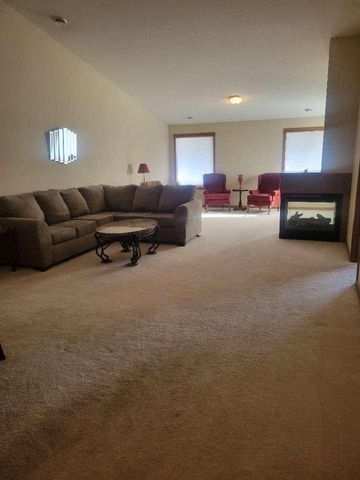 7946 Prairie Creek Lane NE, Otsego, MN 55330