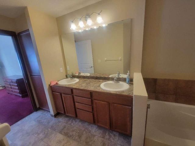 7946 Prairie Creek Lane NE, Otsego, MN 55330