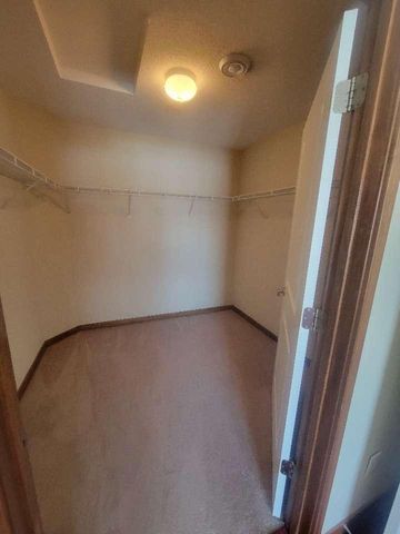 7946 Prairie Creek Lane NE, Otsego, MN 55330