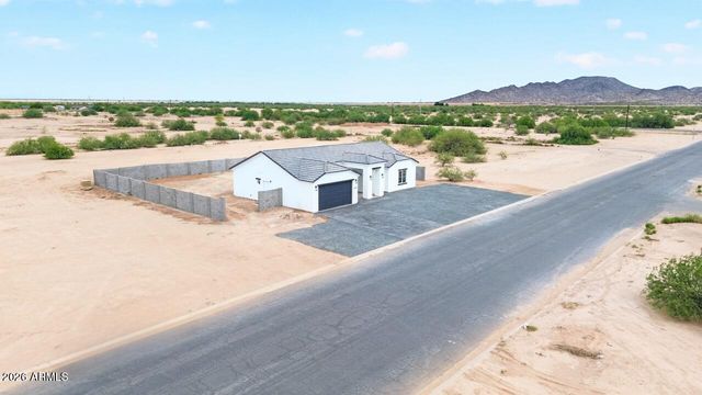 13054 S San Simon Road, Arizona City, AZ 85123