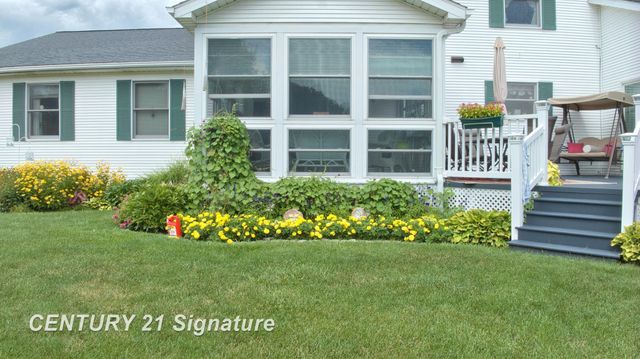 4407 Spurwood Drive, Saginaw Twp, MI 48603