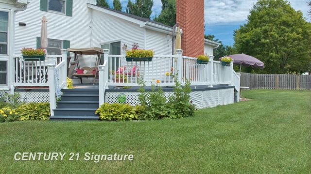 4407 Spurwood Drive, Saginaw Twp, MI 48603