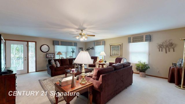 4407 Spurwood Drive, Saginaw Twp, MI 48603