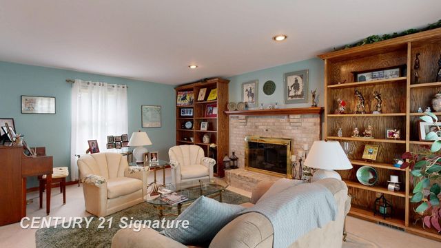 4407 Spurwood Drive, Saginaw Twp, MI 48603