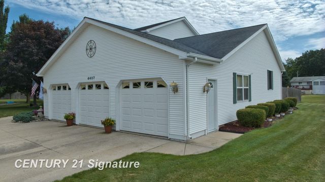 4407 Spurwood Drive, Saginaw Twp, MI 48603