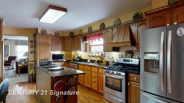 4407 Spurwood Drive, Saginaw Twp, MI 48603