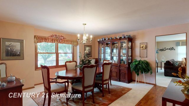 4407 Spurwood Drive, Saginaw Twp, MI 48603