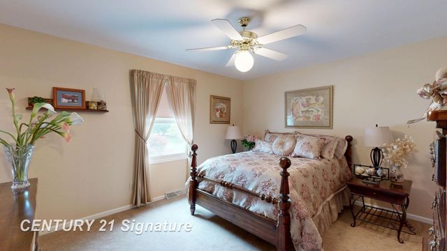 4407 Spurwood Drive, Saginaw Twp, MI 48603