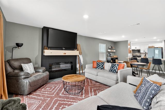 821 Sugartree Drive, Cleburne, TX 76031