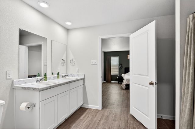 821 Sugartree Drive, Cleburne, TX 76031