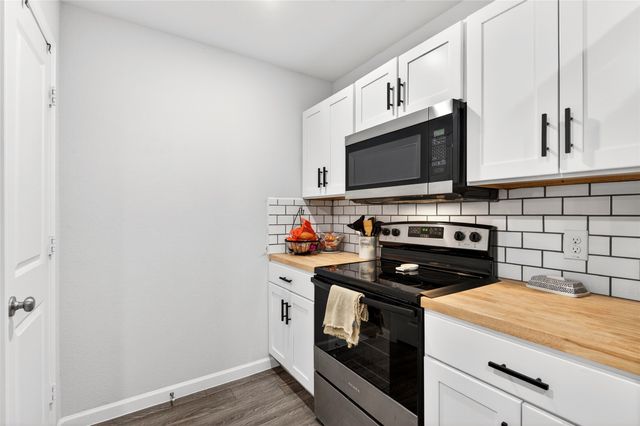 821 Sugartree Drive, Cleburne, TX 76031