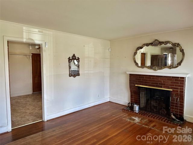 1435 Dean Street, Charlotte, NC 28216