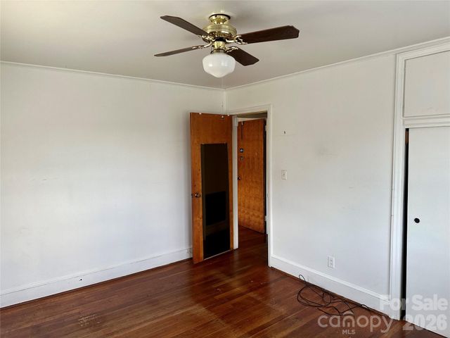 1435 Dean Street, Charlotte, NC 28216