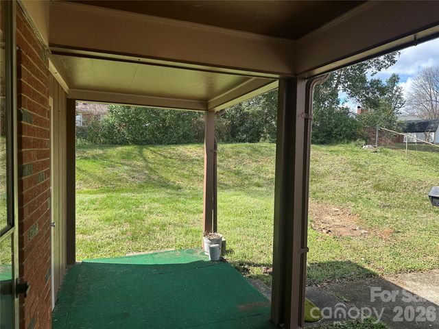 1435 Dean Street, Charlotte, NC 28216