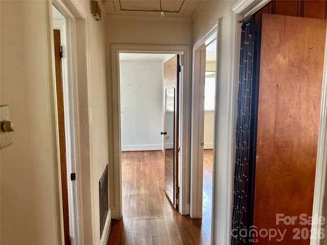 1435 Dean Street, Charlotte, NC 28216