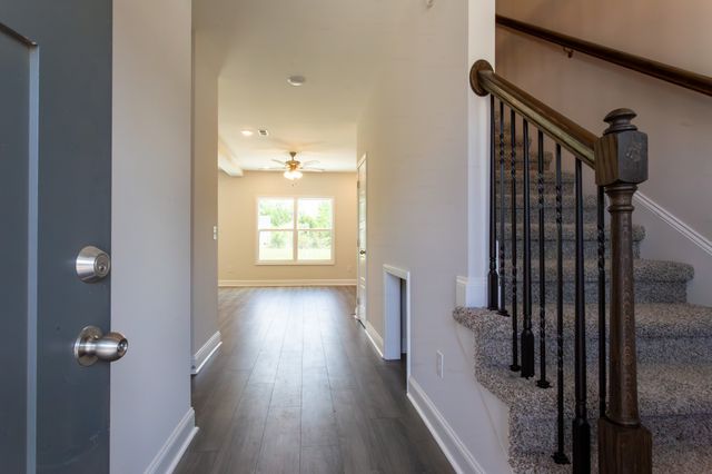 547 Charleston Cove Way, Clarksville, TN 37043