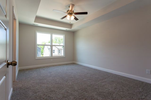 547 Charleston Cove Way, Clarksville, TN 37043