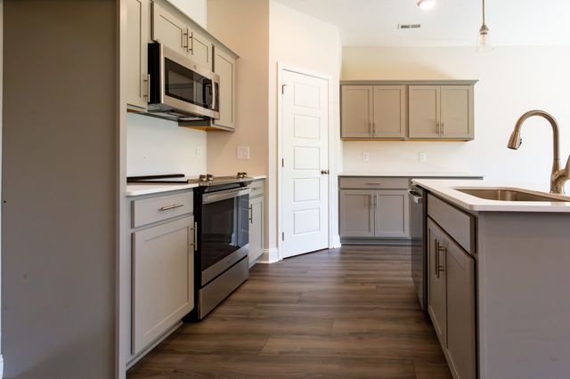547 Charleston Cove Way, Clarksville, TN 37043