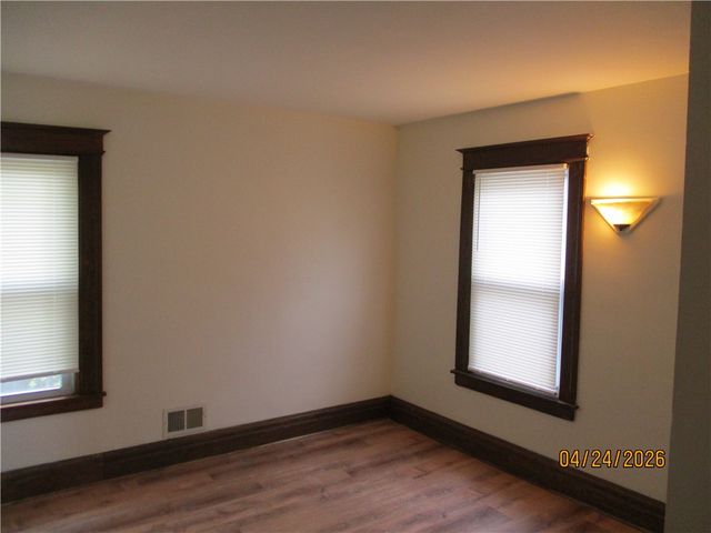 221 Hazelwood, Rochester, NY 14609
