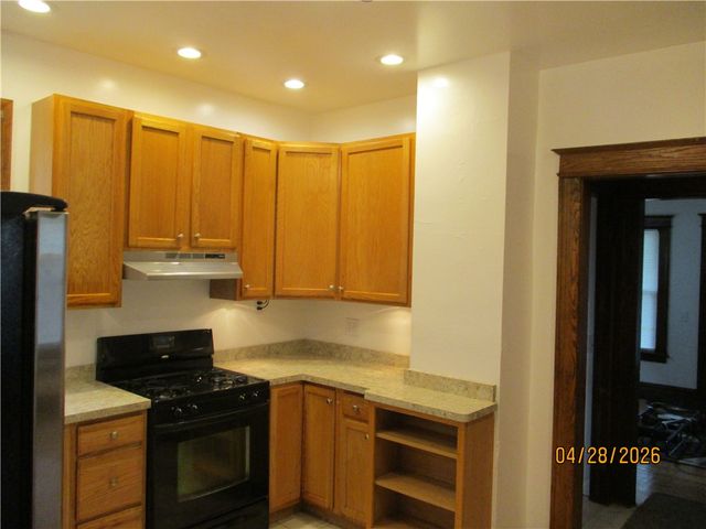 221 Hazelwood, Rochester, NY 14609