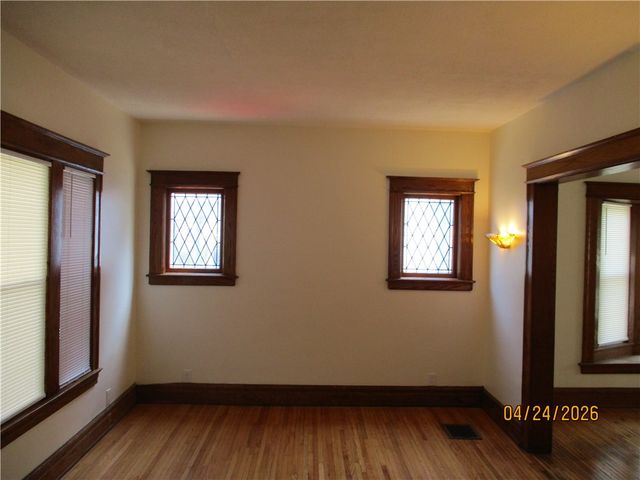 221 Hazelwood, Rochester, NY 14609