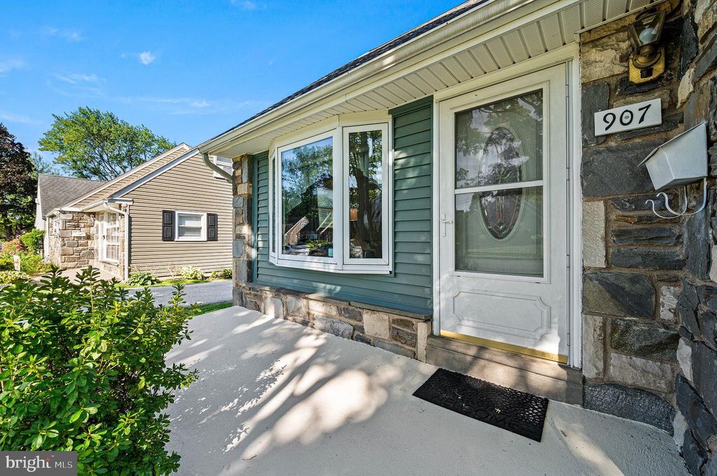 907 BROOK AVE, SECANE, PA 19018 — photo 3