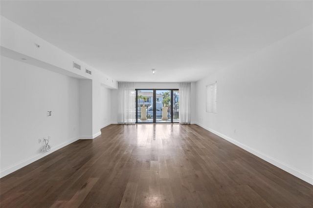 1532 SE 12th Street 204, Fort Lauderdale, FL 33316