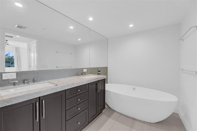 1532 SE 12th Street 204, Fort Lauderdale, FL 33316