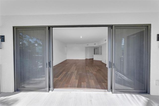 1532 SE 12th Street 204, Fort Lauderdale, FL 33316