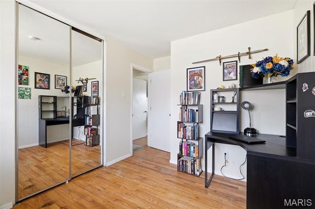 1528 Ville Rosa Lane, Hazelwood, MO 63042