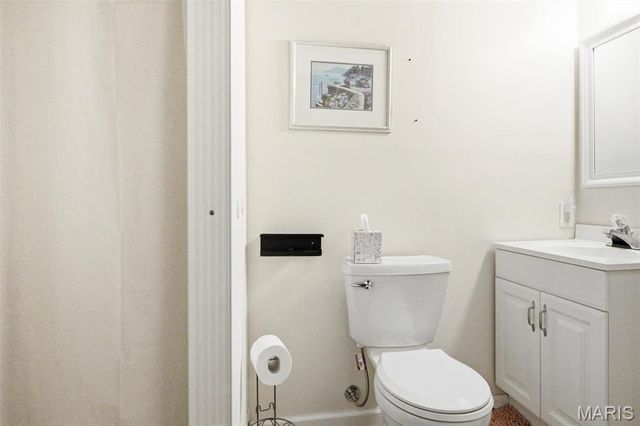 1528 Ville Rosa Lane, Hazelwood, MO 63042