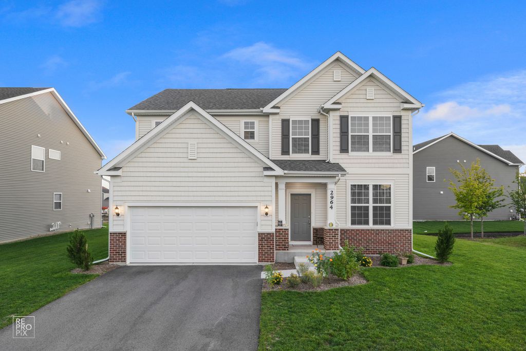 2964 Lancelot Lane, Naperville, IL 60564