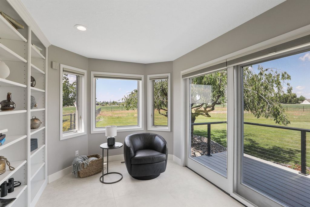 2804 W Johannsen Rd, Spokane, WA 99208 photo 16