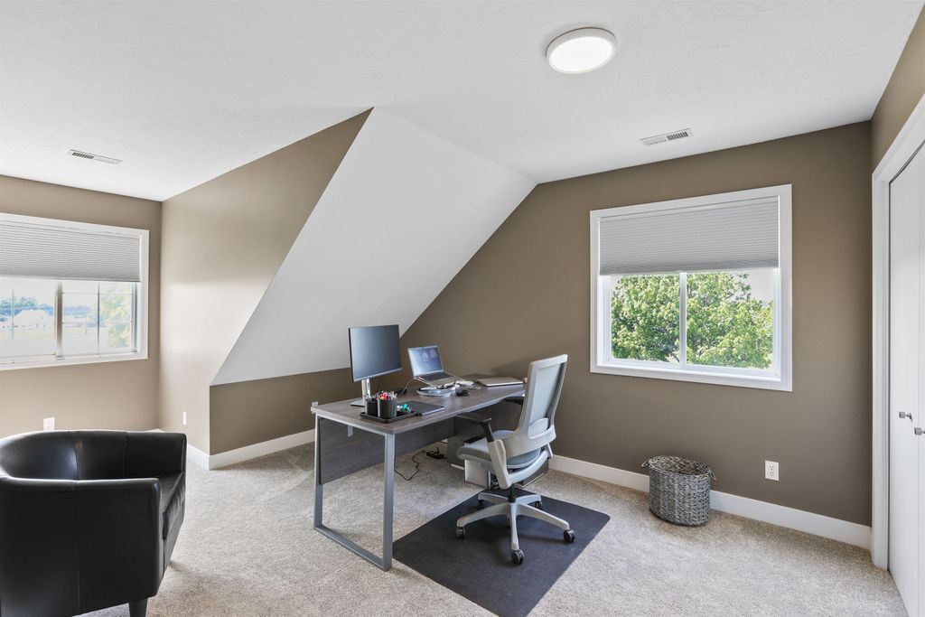 2804 W Johannsen Rd, Spokane, WA 99208 photo 23