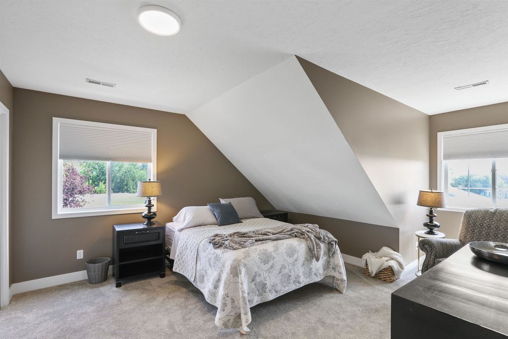 2804 W Johannsen Rd, Spokane, WA 99208 photo 25