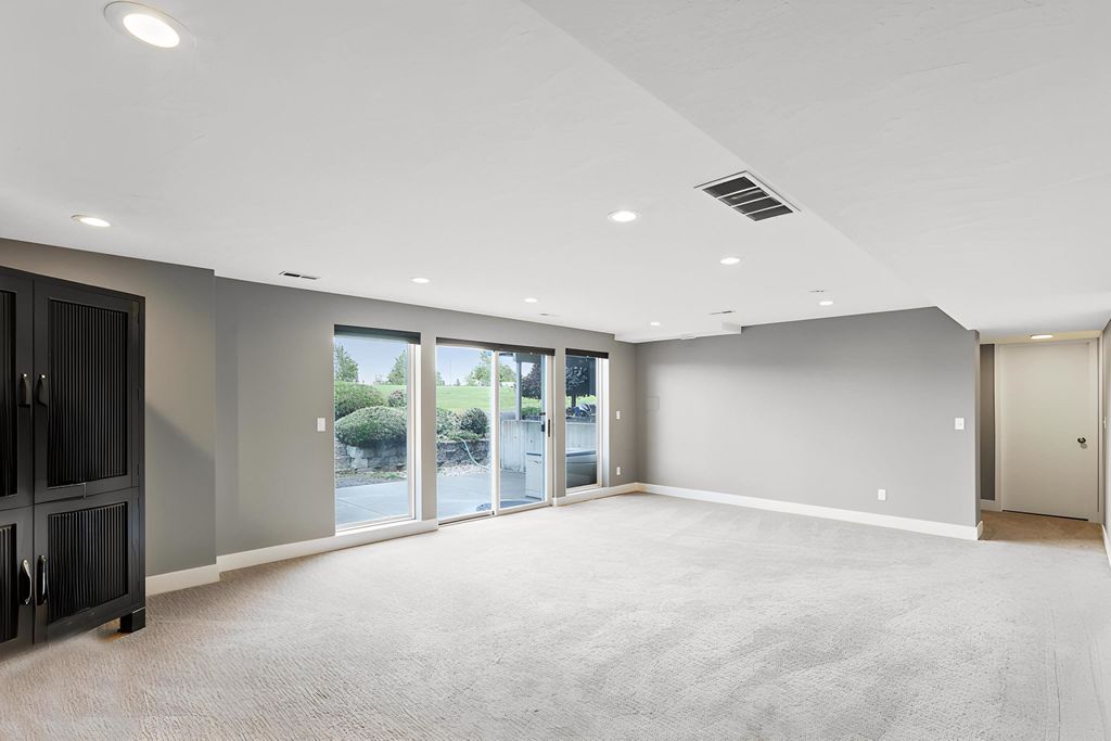 2804 W Johannsen Rd, Spokane, WA 99208 photo 28