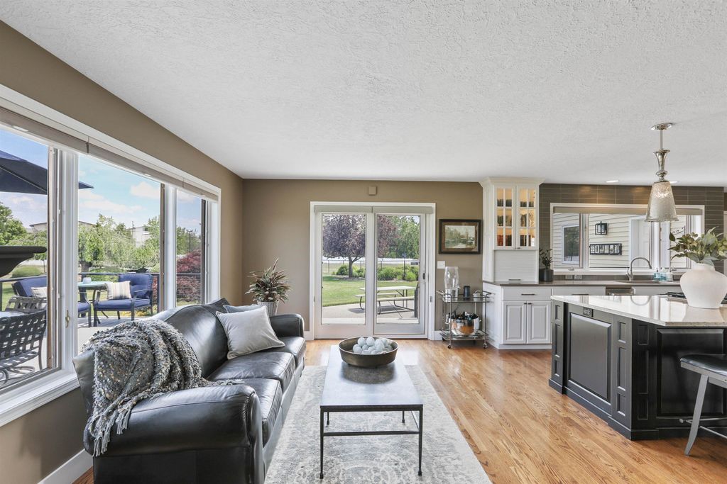 2804 W Johannsen Rd, Spokane, WA 99208 photo 7