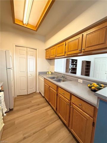 216 Fireweed CT, Chesapeake, VA 23320