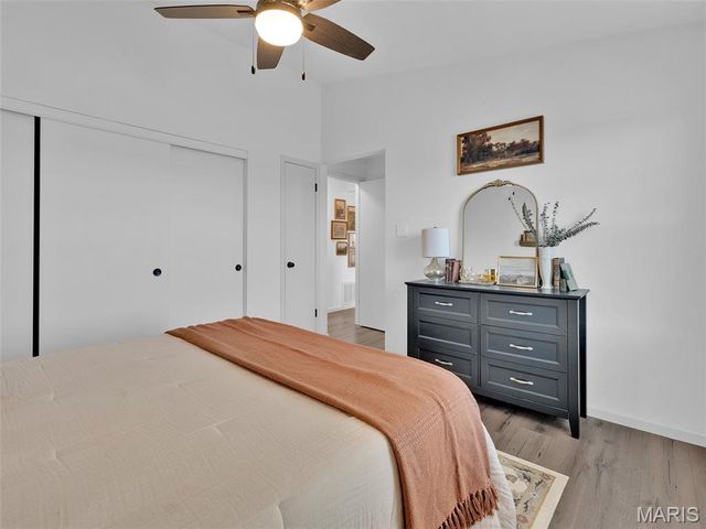 1231 Creve Coeur Crossing Lane J, Chesterfield, MO 63017