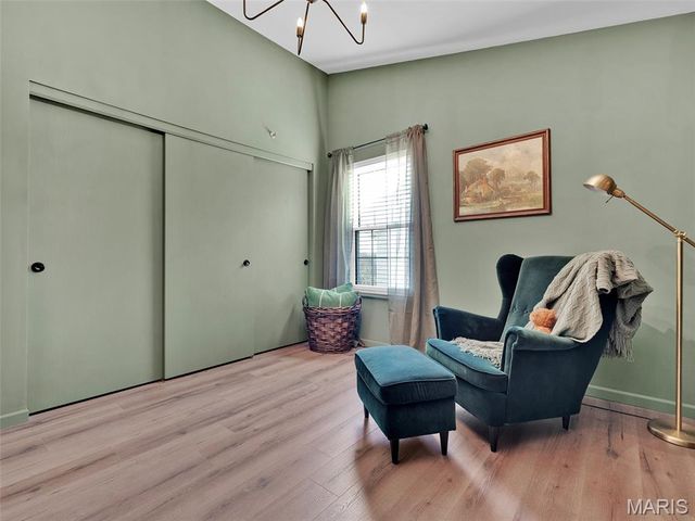 1231 Creve Coeur Crossing Lane J, Chesterfield, MO 63017