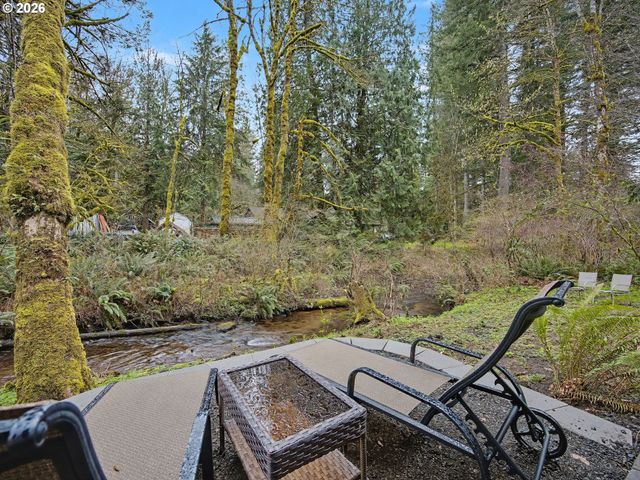 21112 E MOUNTAIN CREEK Cir, Rhododendron, OR 97049