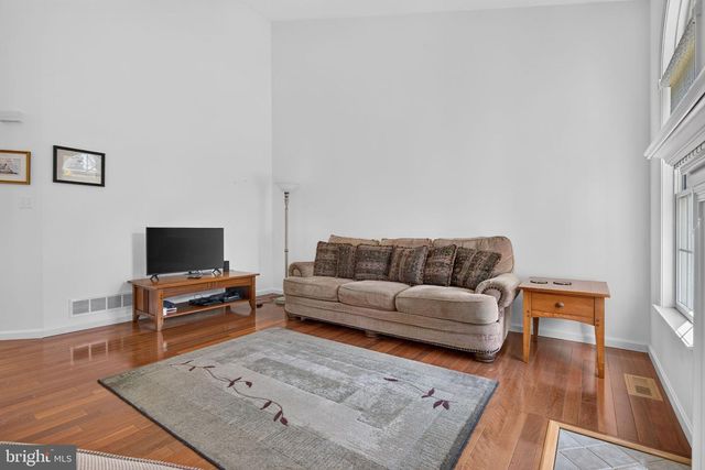 1544 INVERNESS DRIVE, Mechanicsburg, PA 17050