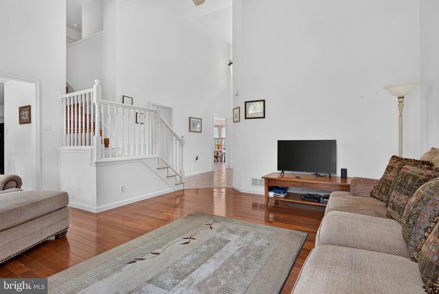 1544 INVERNESS DRIVE, Mechanicsburg, PA 17050