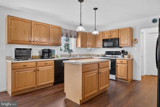 1544 INVERNESS DRIVE, Mechanicsburg, PA 17050